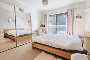 Bedroom- click for photo gallery